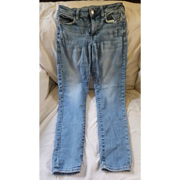 American Eagle Outfitters Denim - American Eagle Outfitters Women's Size 6 Regular Next Level Stretch Light Wash